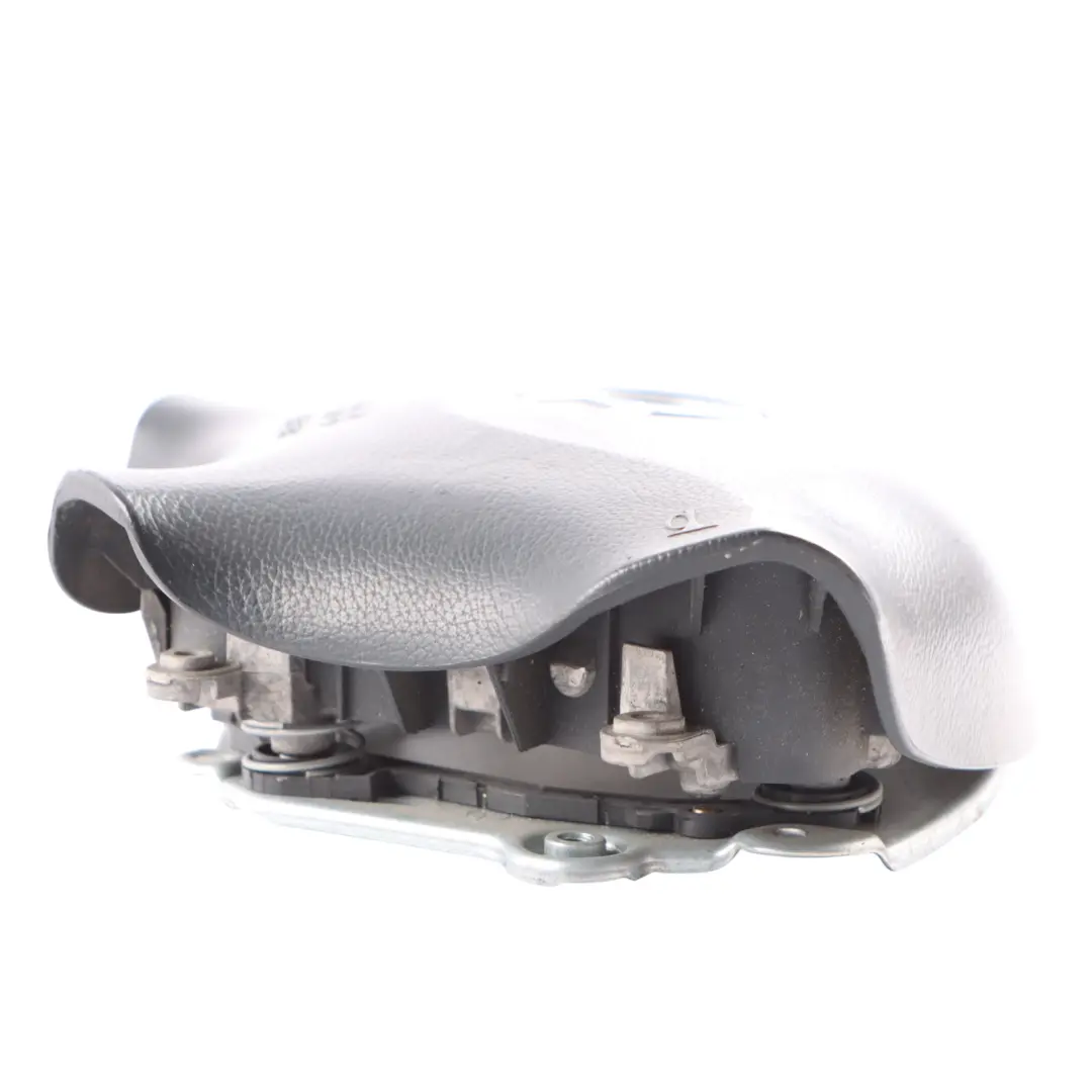 Steering Wheel Airbag Air Module Bag Black to Mercedes Vito Viano W639 with Part number A6398601802 Mercedes Vito Viano W639 Steering Wheel Airbag Air Module Bag Black - SKU A6398601802 - Part number A6398601802