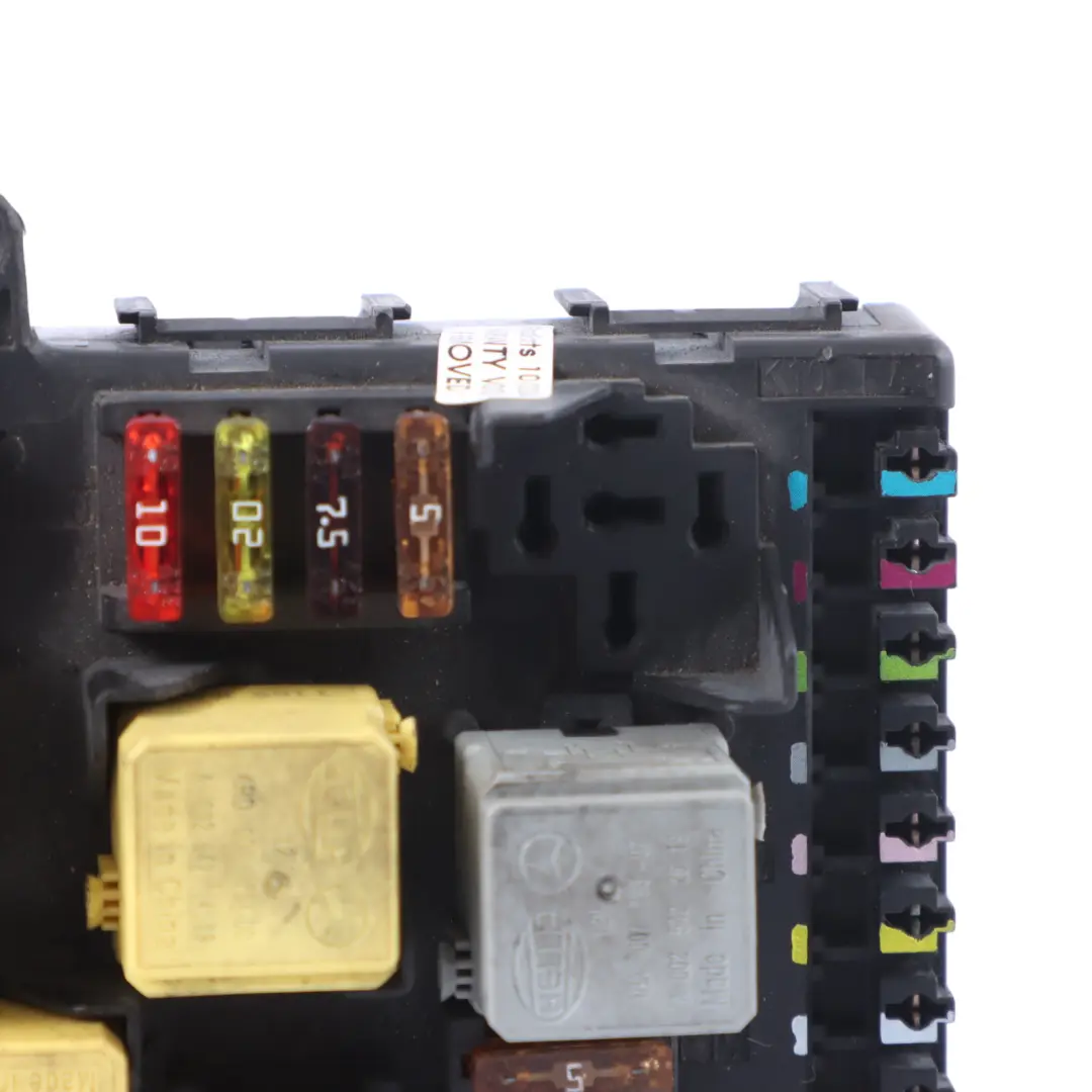 Fusibles Relé Unidad Control Módulo Eléctrico SAM para Mercedes Vito W639 con número de pieza A6399005400 Mercedes Vito W639 Fusibles Relé Unidad Control Módulo Eléctrico SAM - SKU A6399005400-1 - Número de pieza A6399005400