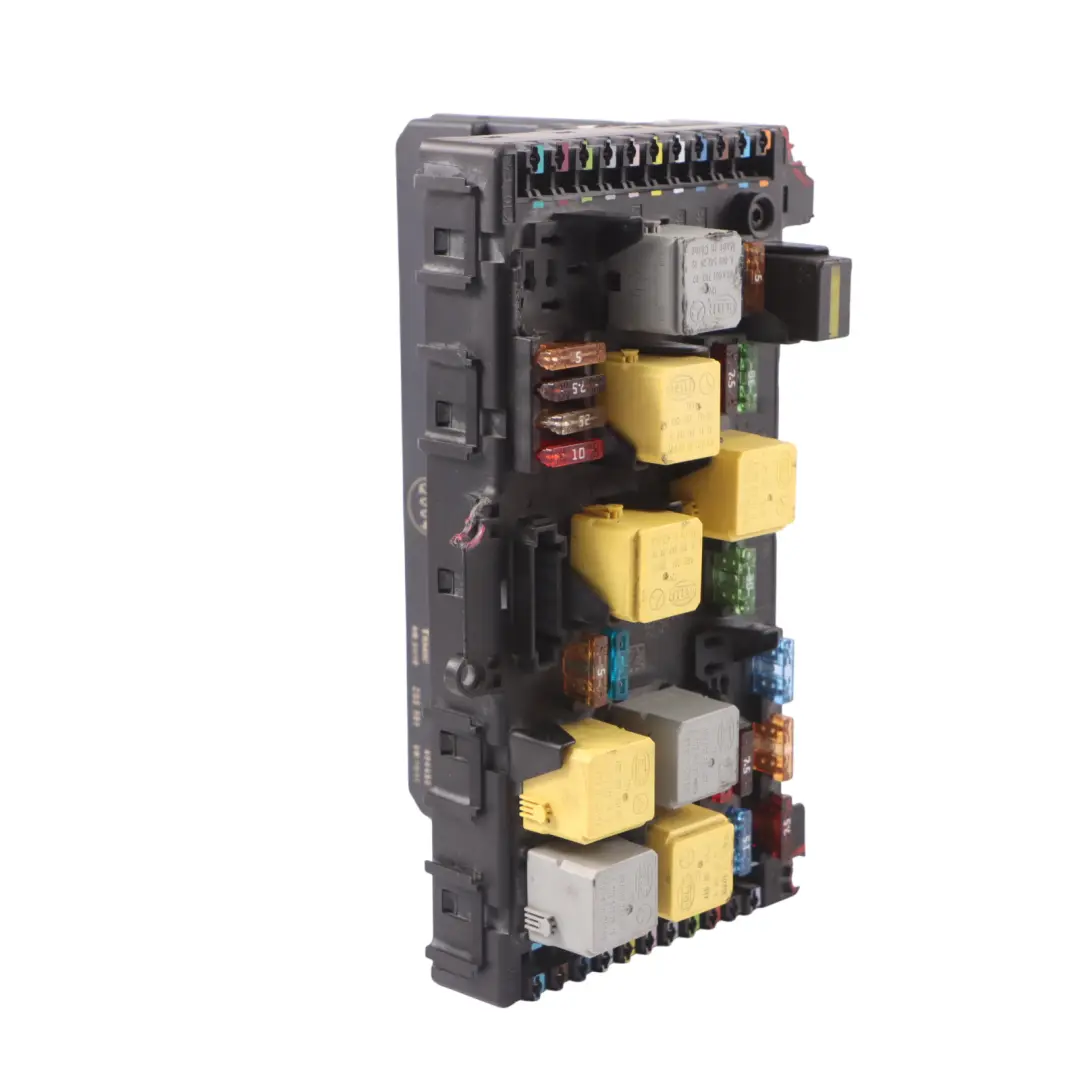 Boîte Fusibles Relais Unité Contrôle Électrique pour Mercedes Vito W639 à propos du numéro de pièce A6399005400 Mercedes Vito W639 Boîte Fusibles Relais Unité Contrôle Électrique - SKU A6399005400-2 - Numéro de pièce A6399005400