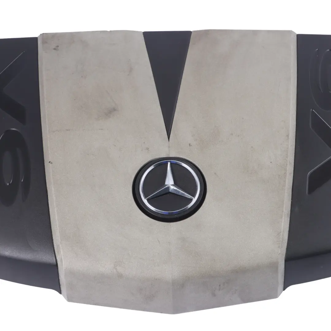 OM642 V6 Diesel Motore Pannello copertura superiore per Mercedes R W251 con numero di parte A6420106367 Mercedes R W251 OM642 V6 Diesel Motore Pannello copertura superiore - SKU A6420106367 - Numero di parte A6420106367