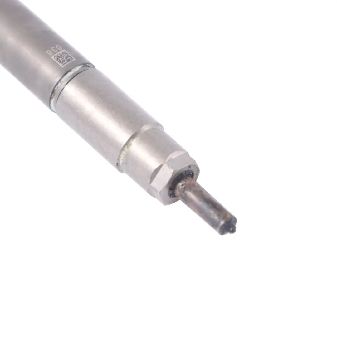 OM646 Diesel Einspritzdüse für Mercedes Vito W639 mit Teilenummer A6460700300 Mercedes Vito W639 OM646 Diesel Einspritzdüse - SKU A6460700300 - Teilenummer A6460700300