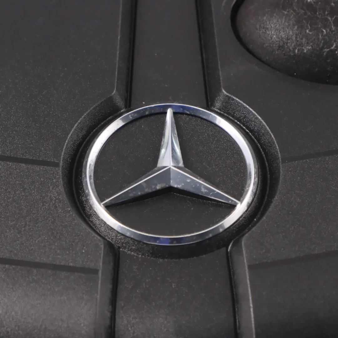OM651 Diesel Engine Top Trim Cover Lid to Mercedes W176 with Part number A6510109815 Mercedes W176 OM651 Diesel Engine Top Trim Cover Lid - SKU A6510109815 - Part number A6510109815