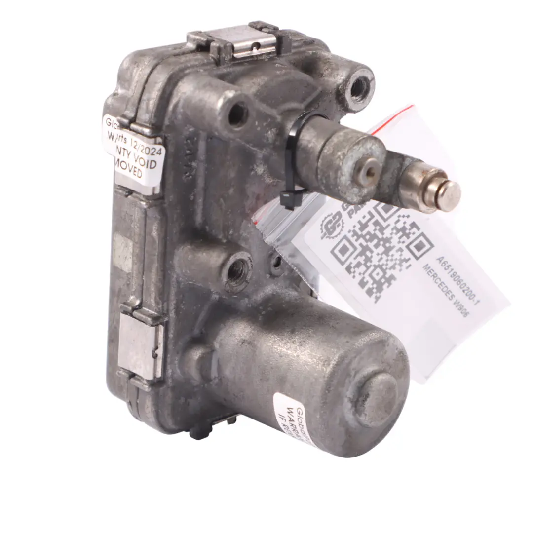 OM651 Turbo Aktuator Diesel Steuermodul Einheit für Mercedes W906 mit Teilenummer A6519060200 Mercedes W906 OM651 Turbo Aktuator Diesel Steuermodul Einheit - SKU A6519060200-1 - Teilenummer A6519060200
