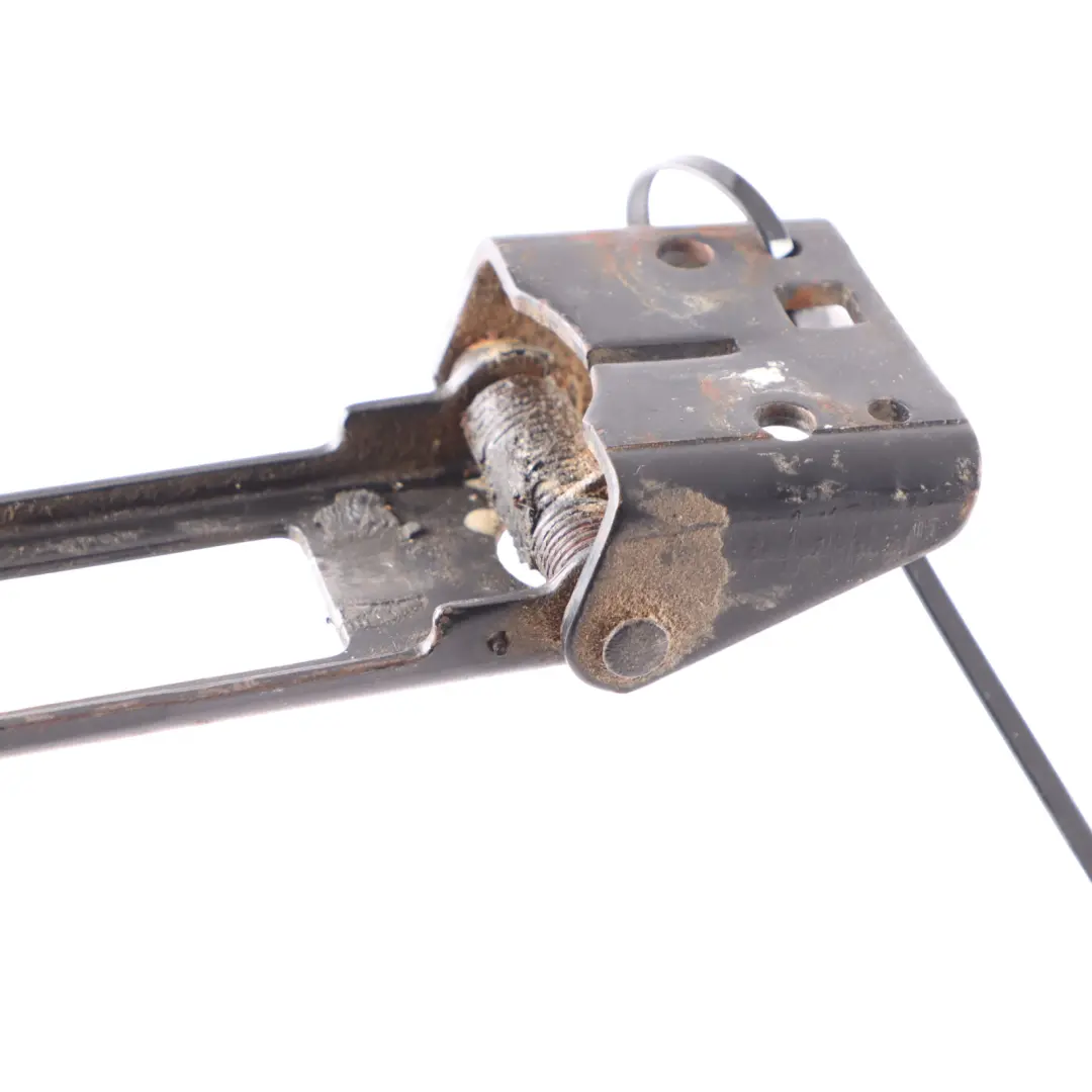 W902 Support Hayon Arrière Gauche/Droit pour Mercedes Sprinter à propos du numéro de pièce A9017600428 Mercedes Sprinter W902 Support Hayon Arrière Gauche/Droit - SKU A9017600428 - Numéro de pièce A9017600428