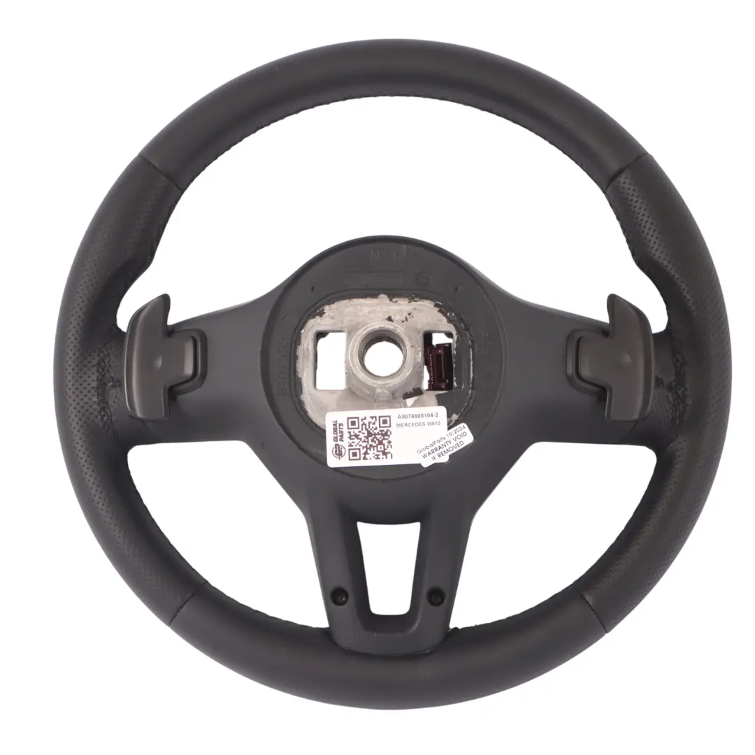 Lenkrad Mercedes W907 W910 NEU Schwarz Leder Schaltwippen A9074600802 für mit Teilenummer A9074600104 Lenkrad Mercedes W907 W910 NEU Schwarz Leder Schaltwippen A9074600802 - SKU A9074600104-2 - Teilenummer A9074600104