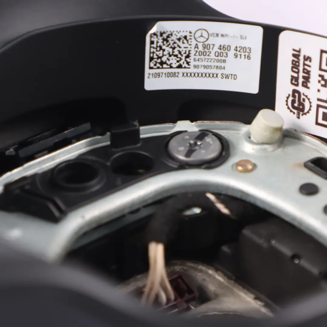 W907 W910 NUEVO Cuero Negro Multifunción para Volante Mercedes con número de pieza A9074604203 Volante Mercedes W907 W910 NUEVO Cuero Negro Multifunción - SKU A9074604203-2 - Número de pieza A9074604203