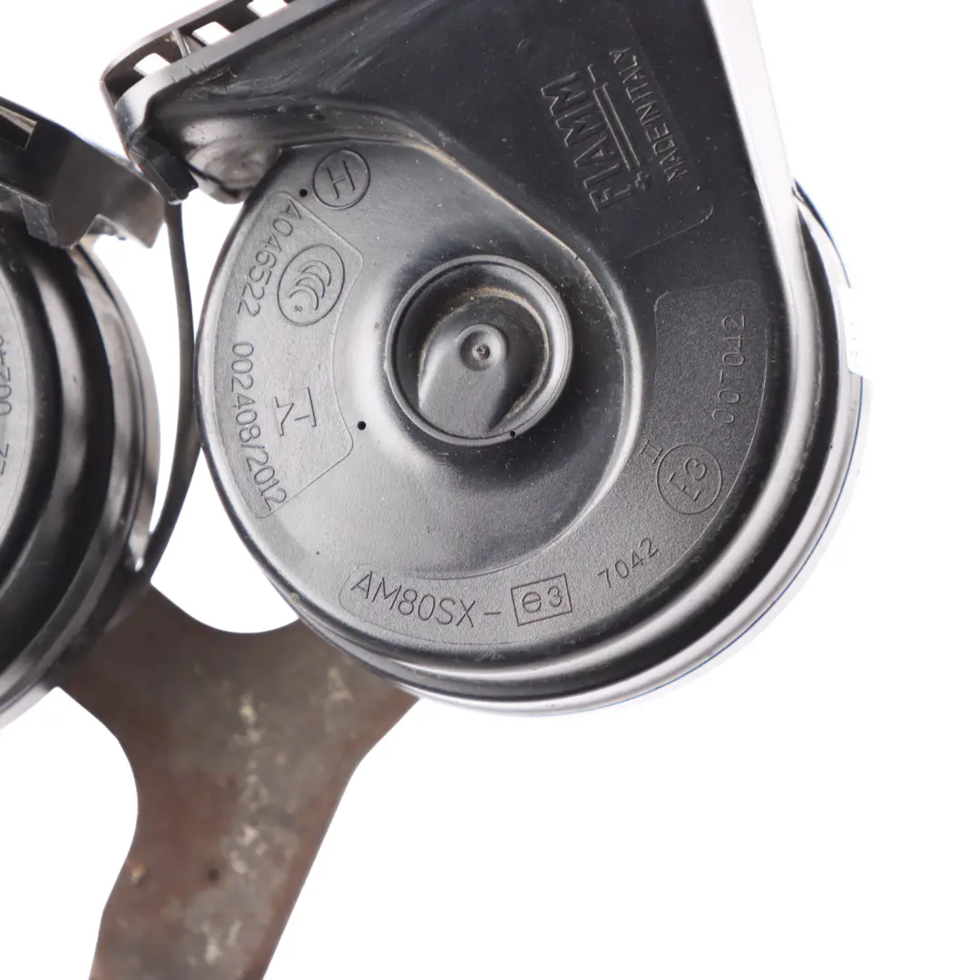 Mk8 Señal De Bocina Baja Tono Alto Set para Ford Transit con número de pieza GK2T13A803AA Ford Transit Mk8 Señal De Bocina Baja Tono Alto Set - SKU GK2T13A803AA - Número de pieza GK2T13A803AA