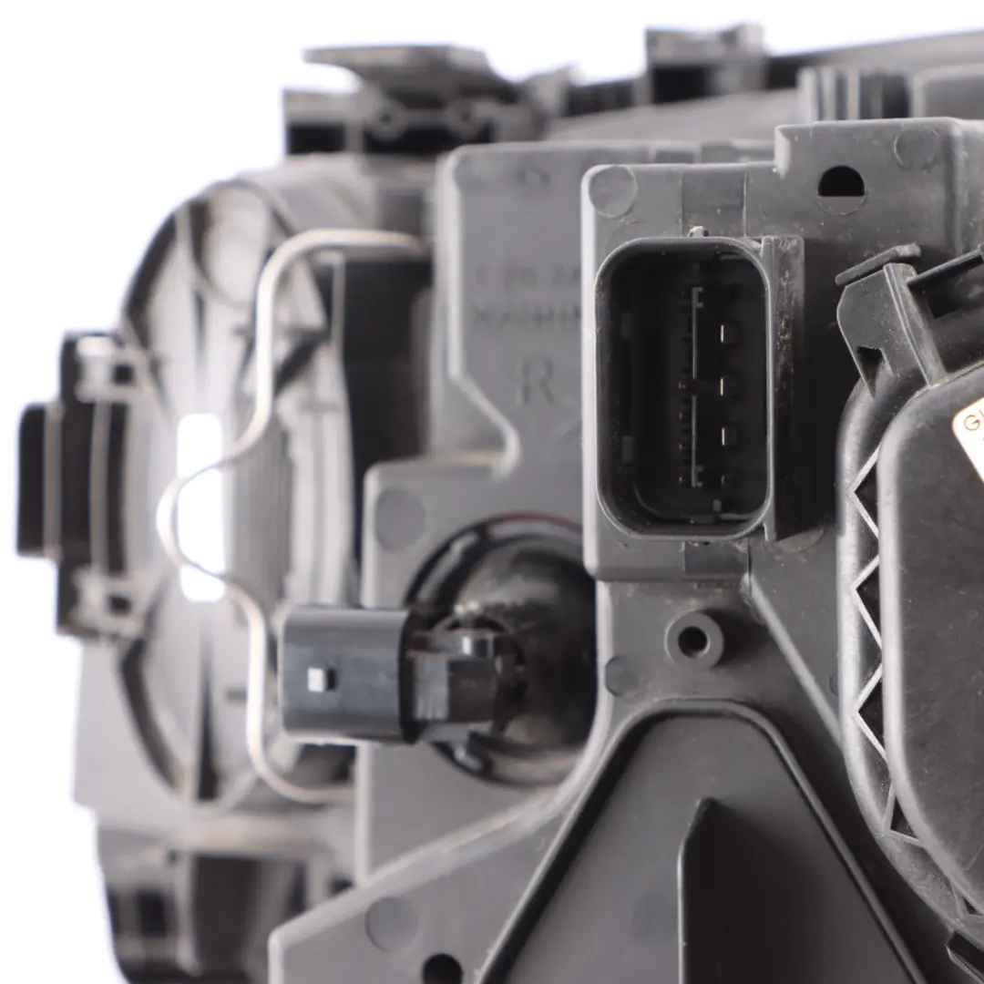 Front Lamp Headlight Bi-Xenon AKL Right O/S to BMW X3 E83 LCI with Part number 3456042 BMW X3 E83 LCI Front Lamp Headlight Bi-Xenon AKL Right O/S - SKU RHD-3456042 - Part number 3456042