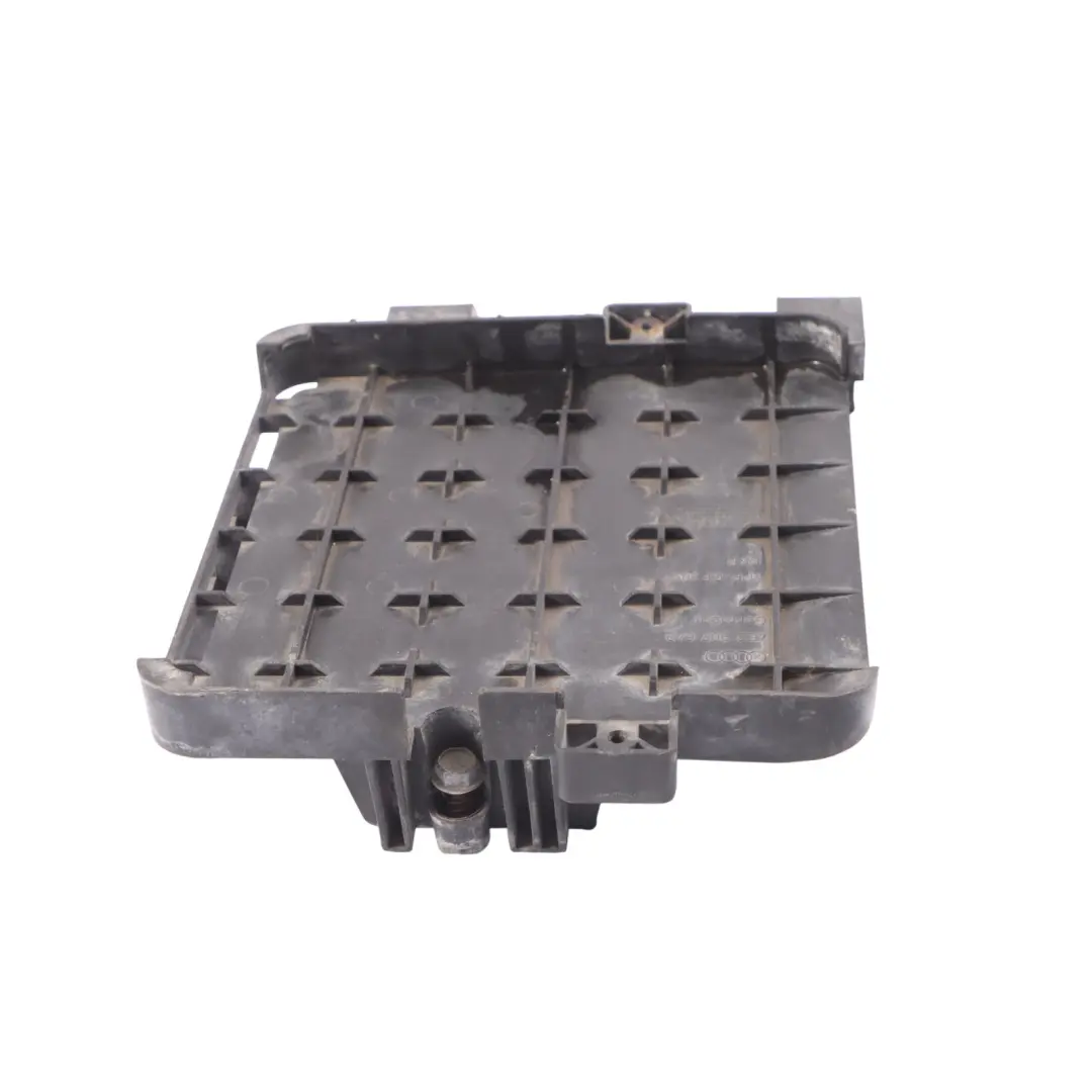 Unit Bracket ECU Module Holder Bracket Mount to Audi A8 D3 Engine with Part number 4E2907649 Audi A8 D3 Engine Unit Bracket ECU Module Holder Bracket Mount - SKU RHD-4E2907649 - Part number 4E2907649