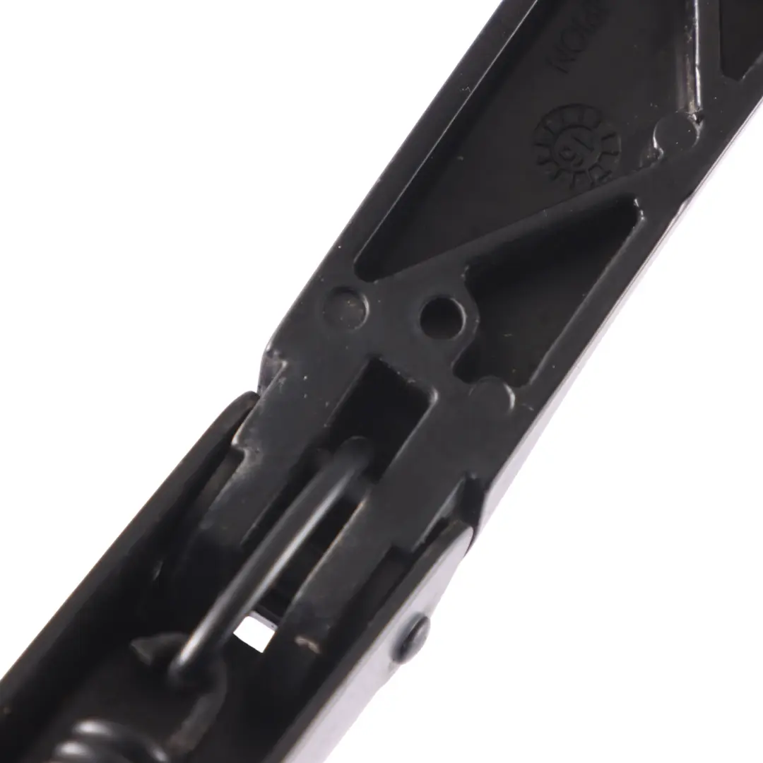 Front Wiper Arm Left N/S Passenger Side to VW Volkswagen Golf Sportsvan with Part number 518955409A VW Volkswagen Golf Sportsvan Front Wiper Arm Left N/S Passenger Side - SKU RHD-518955409A - Part number 518955409A