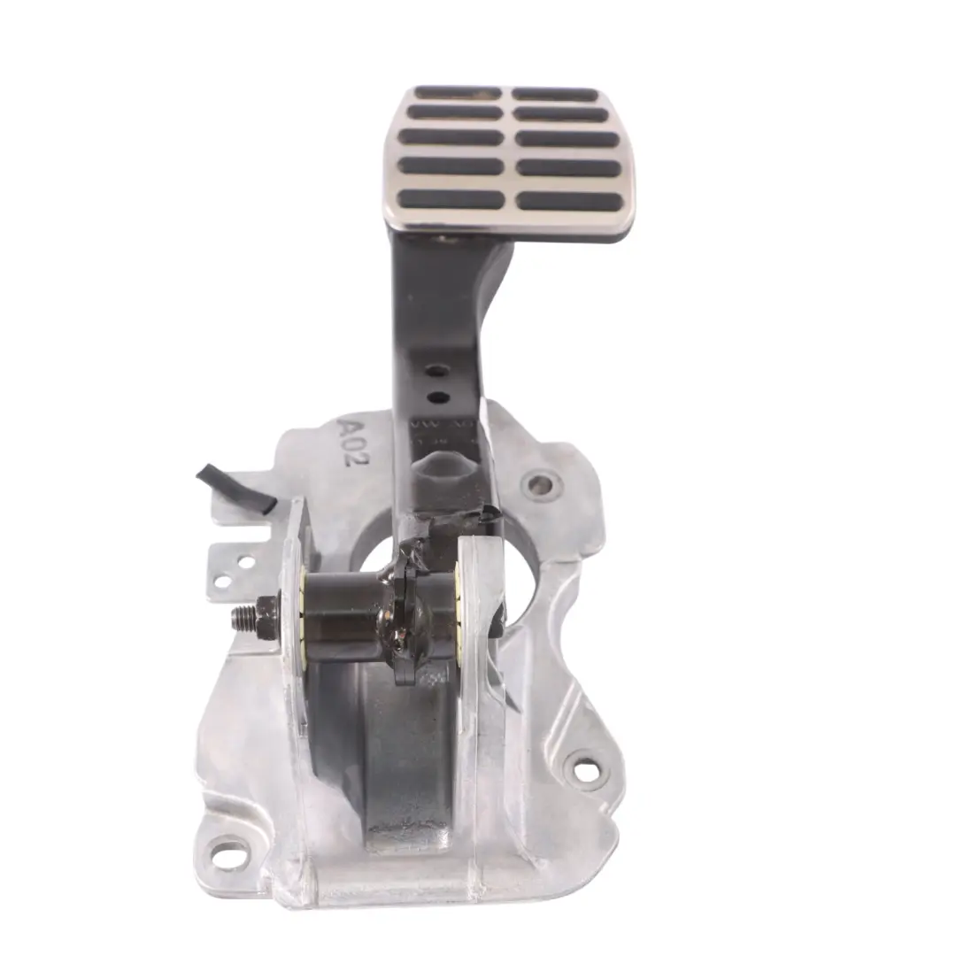 Brake Pedal Assembly Automatic Gearbox Transmission to Audi Q3 8U with Part number 5N2723057E Audi Q3 8U Brake Pedal Assembly Automatic Gearbox Transmission - SKU RHD-5N2723057E - Part number 5N2723057E