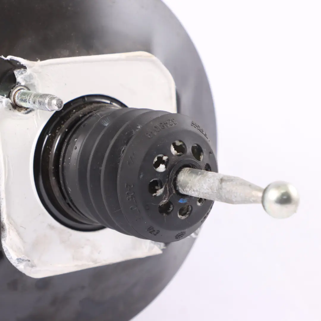 Brake Servo Booster Master Cylinder Unit to Audi A3 8V 1.6 TDI Diesel with Part number 5Q2614106D Audi A3 8V 1.6 TDI Diesel Brake Servo Booster Master Cylinder Unit - SKU RHD-5Q2614106D - Part number 5Q2614106D