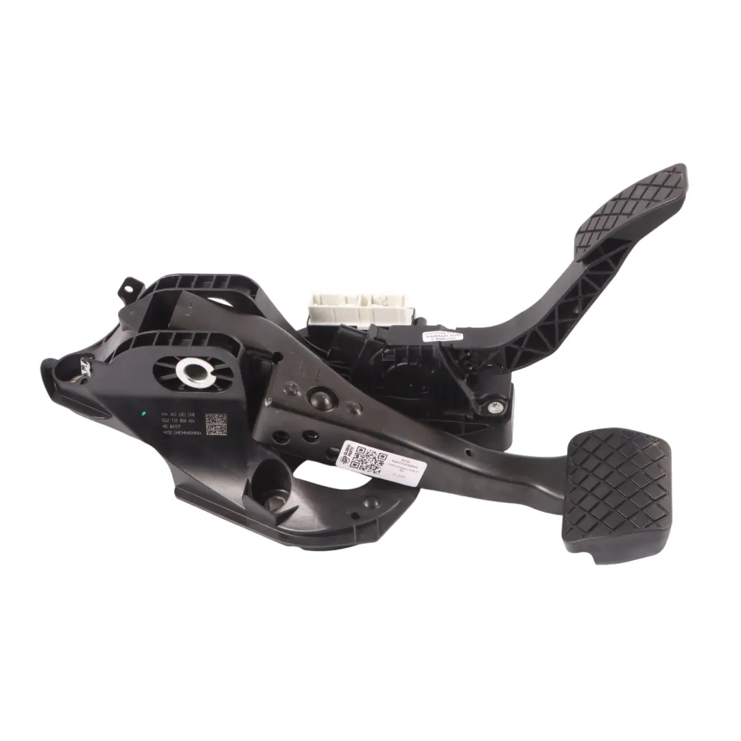 Brake Pedal Accelerator Assembly to Volkswagen Golf Sportsvan 1.5 TSI with Part number 5Q2723058AM Volkswagen Golf Sportsvan 1.5 TSI Brake Pedal Accelerator Assembly - SKU RHD-5Q2723058AM - Part number 5Q2723058AM