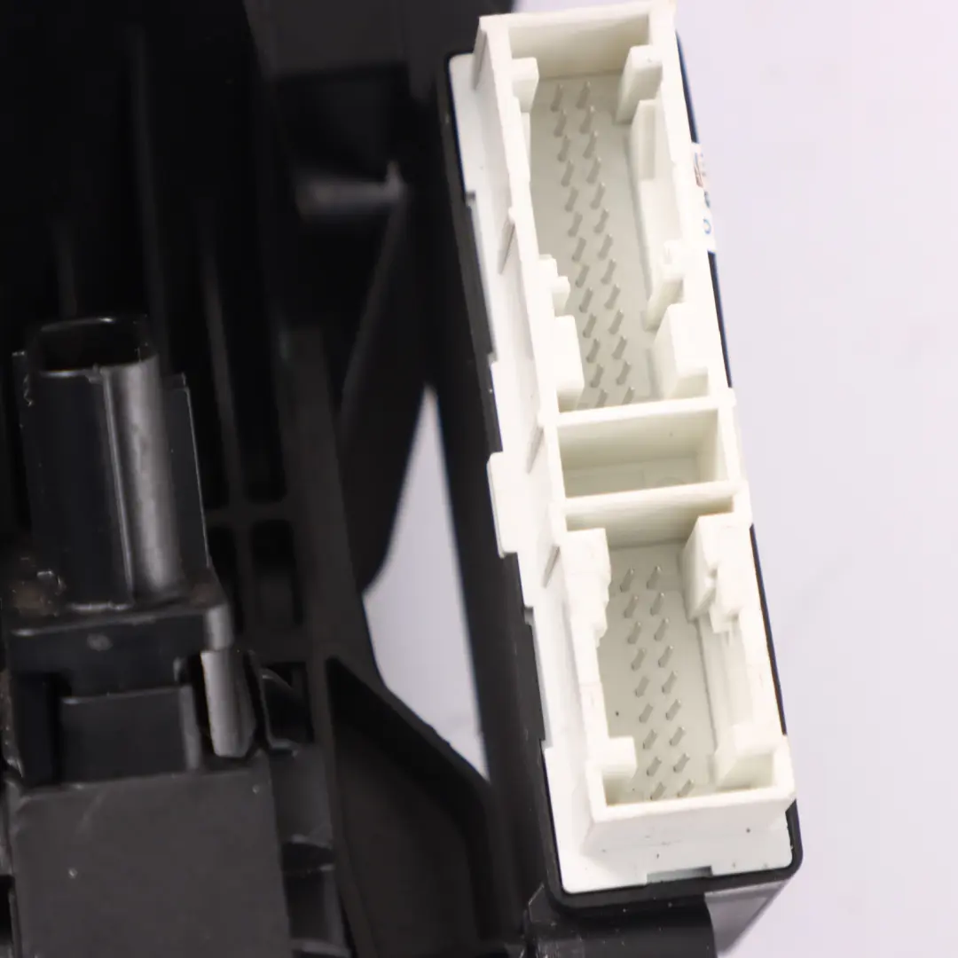 Brake Pedal Accelerator Assembly to Volkswagen Golf Sportsvan 1.5 TSI with Part number 5Q2723058AM Volkswagen Golf Sportsvan 1.5 TSI Brake Pedal Accelerator Assembly - SKU RHD-5Q2723058AM - Part number 5Q2723058AM