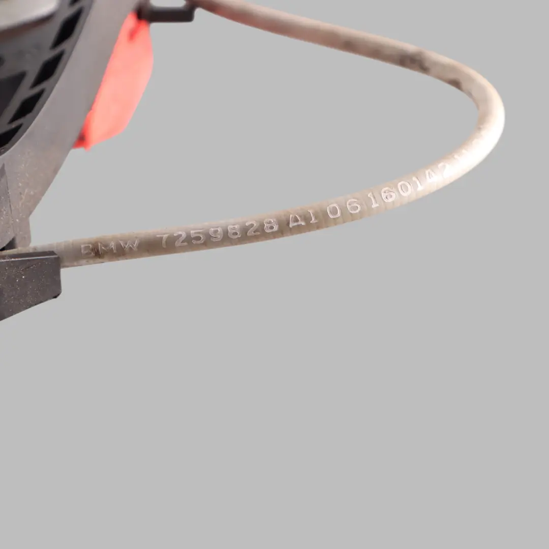 Door Handle BMW F30 F31 1 Front Right Outside Grab Alpinweiss Alpine White 300 to with Part number 7259830 Door Handle BMW F30 F31 1 Front Right Outside Grab Alpinweiss Alpine White 300 - SKU rhd-7259830-AW1 - Part number 7259830