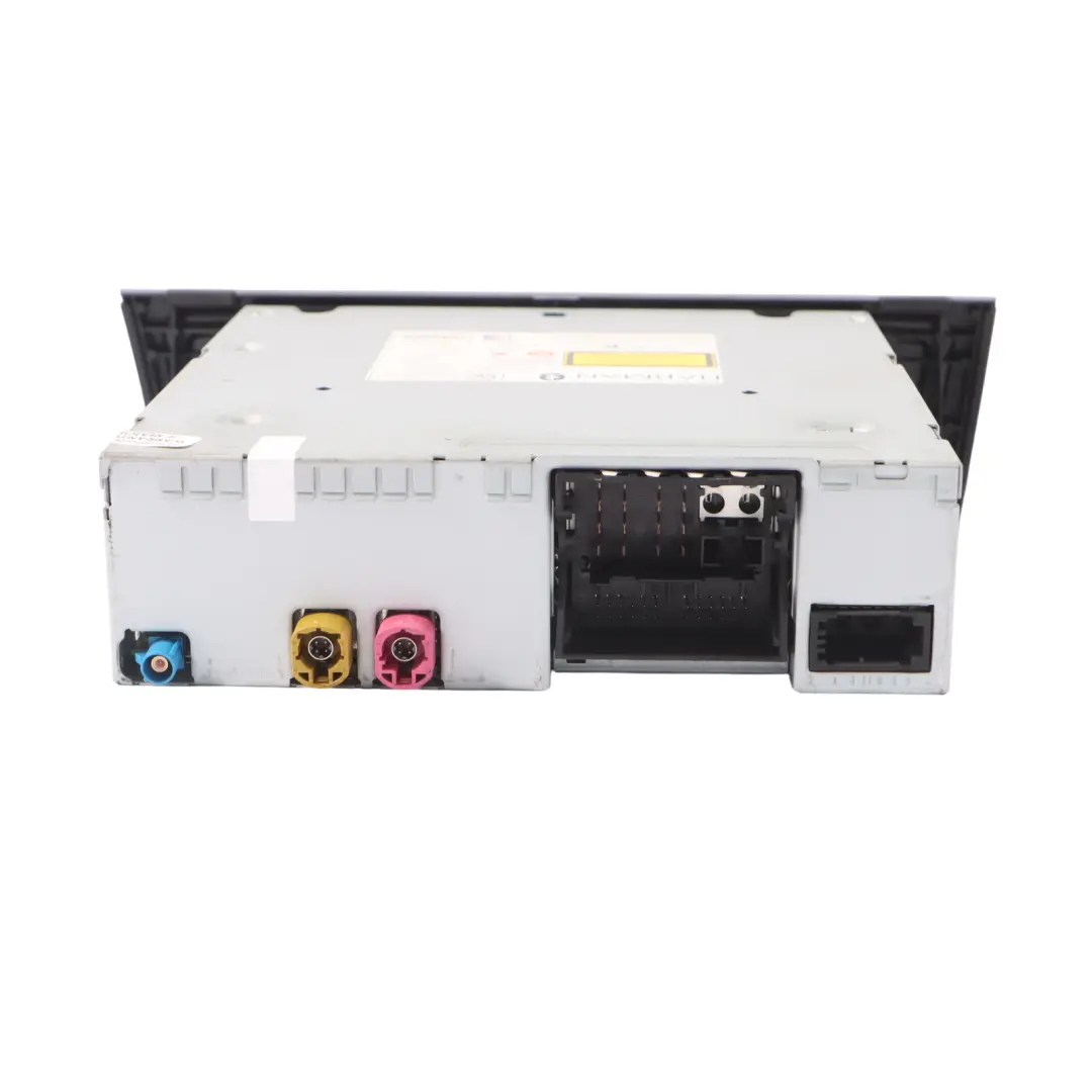 Sat Navi Stereo Radio Audio MMI Head Unit CD Player to Audi A5 8T A4 B8 with Part number 8T2035652G Audi A5 8T A4 B8 Sat Navi Stereo Radio Audio MMI Head Unit CD Player - SKU RHD-8T2035652G - Part number 8T2035652G