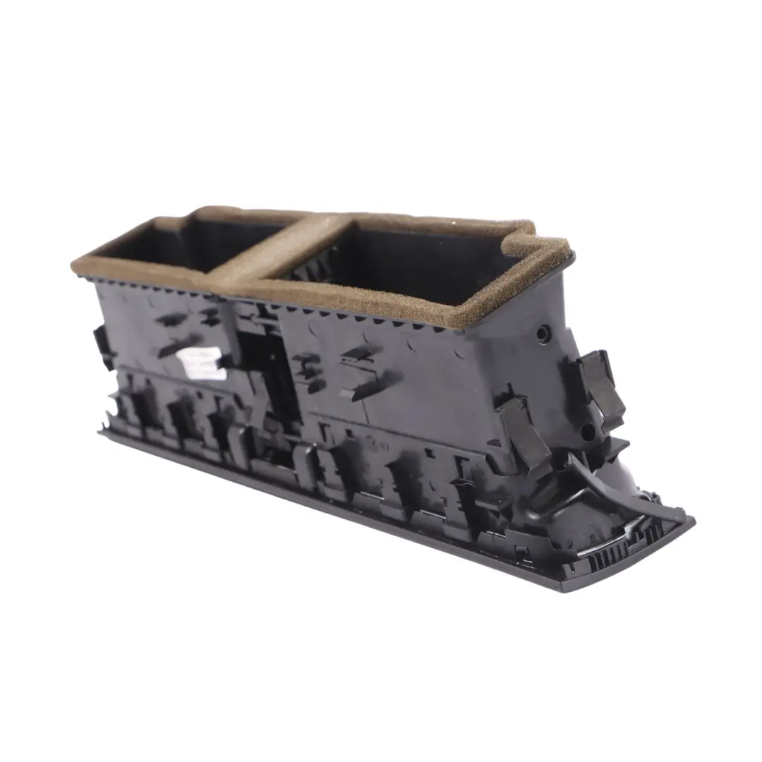 Middle Dashboard Centre Air Vent Grille to Audi A5 8T with Part number 8T2820951B Audi A5 8T Middle Dashboard Centre Air Vent Grille - SKU RHD-8T2820951B - Part number 8T2820951B