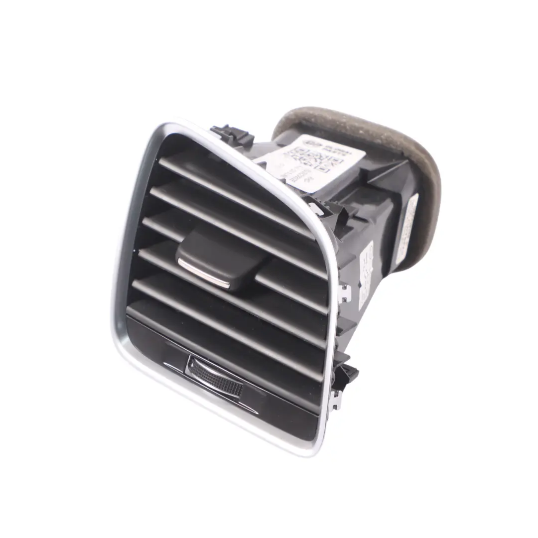 Audi Q3 8U Dashboard Air Intake Front Right O/S Ventilation Grille - SKU RHD-8U2820902E - Part number 8U2820902E
