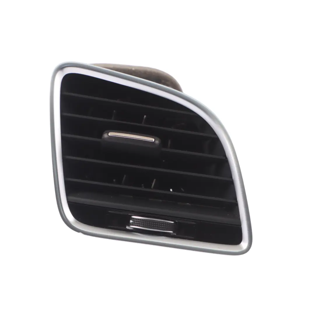 Dashboard Air Intake Front Right O/S Ventilation Grille to Audi Q3 8U with Part number 8U2820902E Audi Q3 8U Dashboard Air Intake Front Right O/S Ventilation Grille - SKU RHD-8U2820902E - Part number 8U2820902E