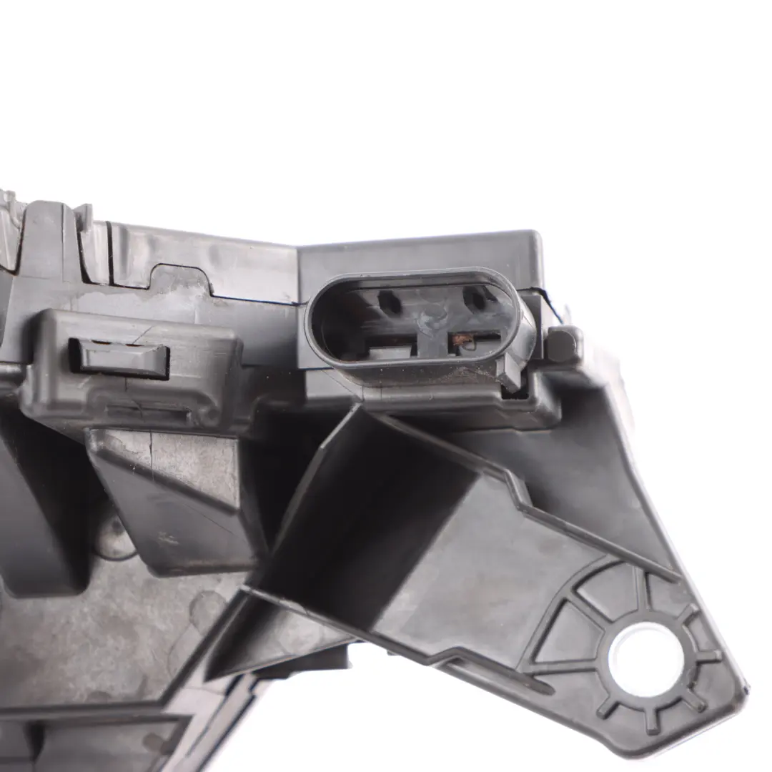 Front Relay Power Fuse Box Control Unit Module to Mercedes W205 with Part number A2055407011 Mercedes W205 Front Relay Power Fuse Box Control Unit Module - SKU RHD-A2055407011-2 - Part number A2055407011