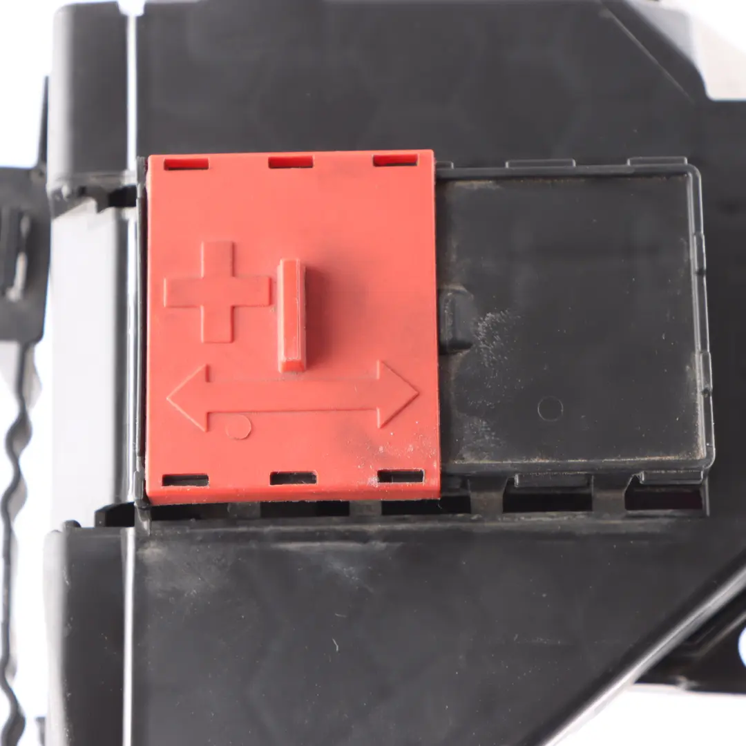 Fuse Box Relay Power Distribution Module Unit to Mercedes W205 Rear with Part number A2055408195 Mercedes W205 Rear Fuse Box Relay Power Distribution Module Unit - SKU RHD-A2055408195 - Part number A2055408195