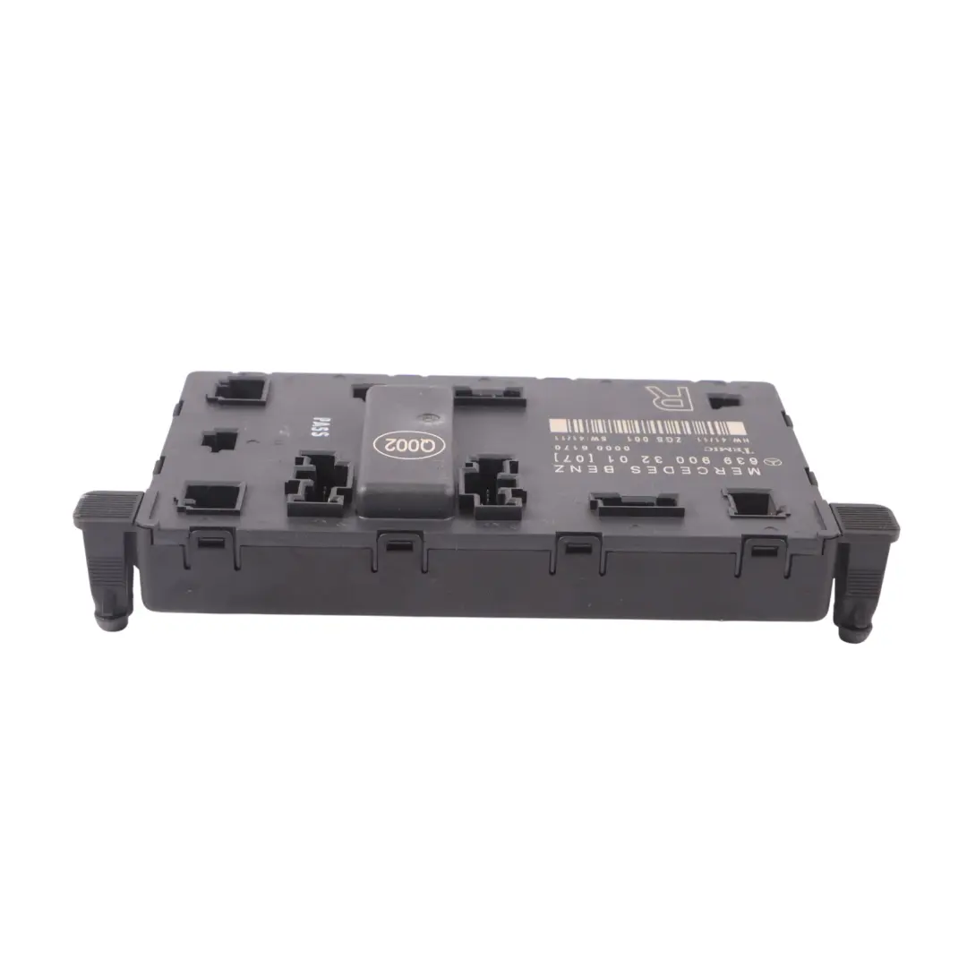 Door Front Right O/S Central Control Module to Mercedes W639 with Part number A6399003201 Mercedes W639 Door Front Right O/S Central Control Module - SKU RHD-A6399003201 - Part number A6399003201