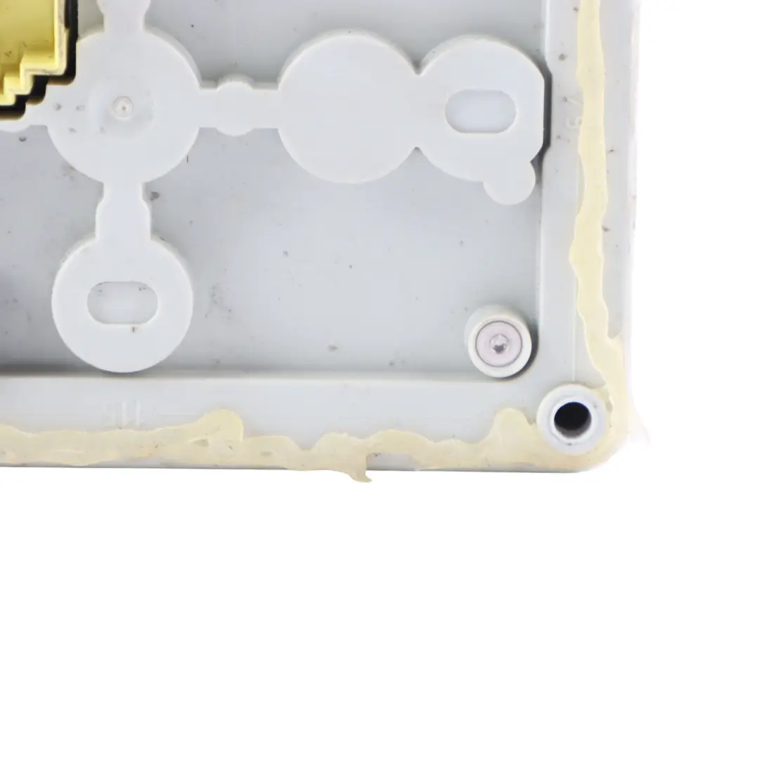 Trefor Tripl Electric Cargo Scooter Control Module Fuse Box to with Part number T1590001100 Trefor Tripl Electric Cargo Scooter Control Module Fuse Box - SKU T1590001100 - Part number T1590001100