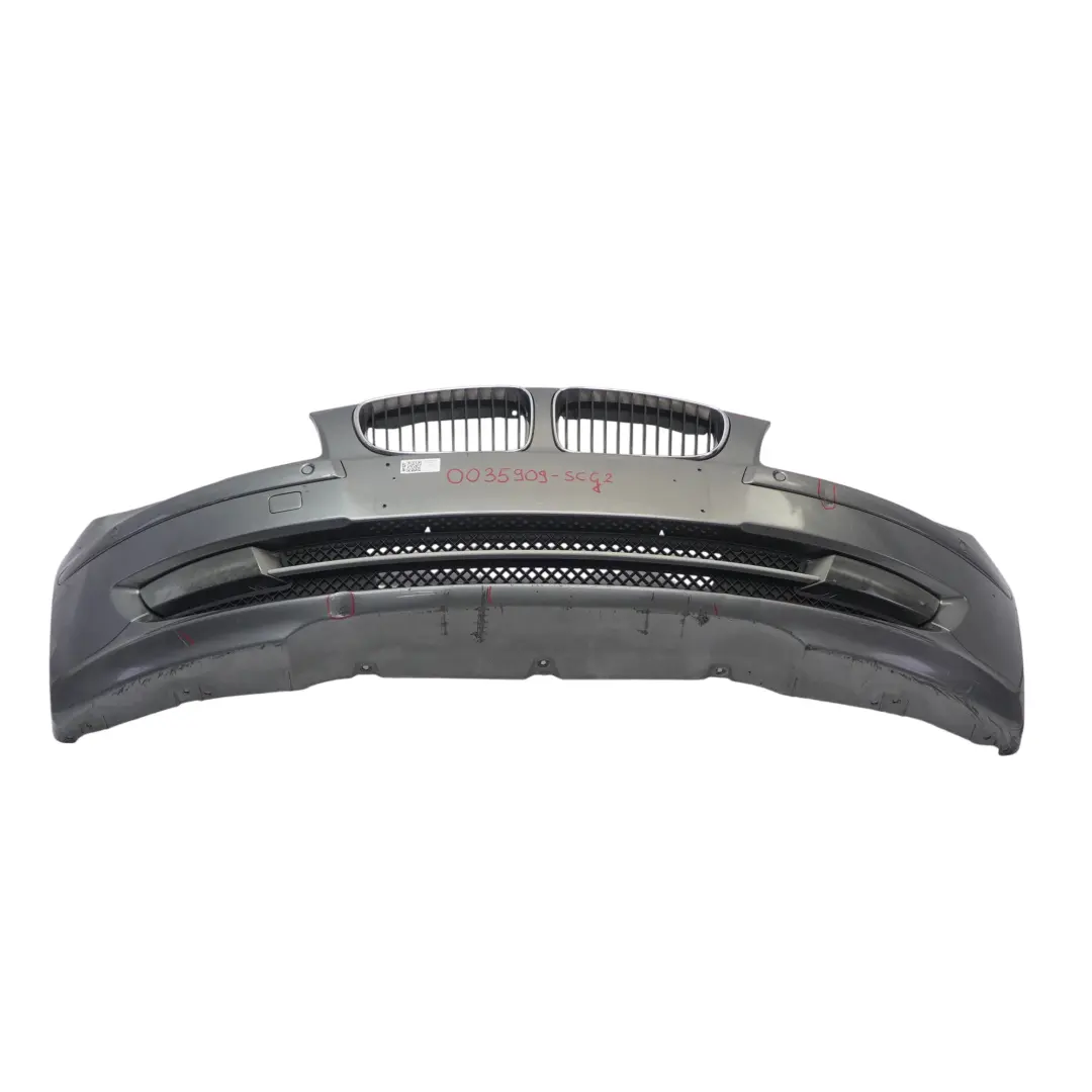 Zderzak Przedni PDC Spacegrau Szary Metalik - A52 do BMW E81 E87 LCI o numerze 0035909 BMW E81 E87 LCI Zderzak Przedni PDC Spacegrau Szary Metalik - A52 - SKU 0035909-SCG2 - Numer Części 0035909