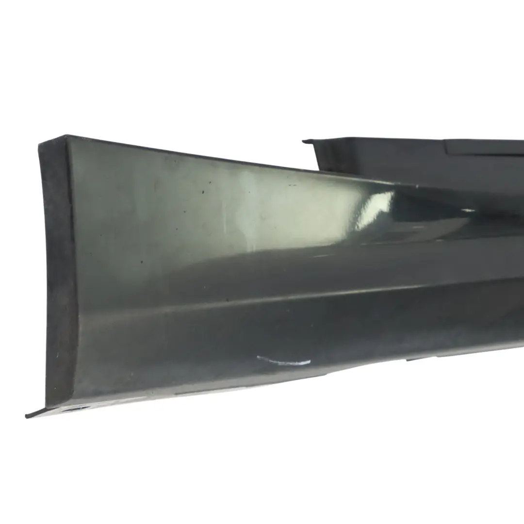 Sill Strip Faldon Lateral Izquierdo Negro Zafiro Metalico 475 para BMW E87 LCI con número de pieza 36145 BMW E87 LCI Sill Strip Faldon Lateral Izquierdo Negro Zafiro Metalico 475 - SKU 0036145-BS13 - Número de pieza 36145