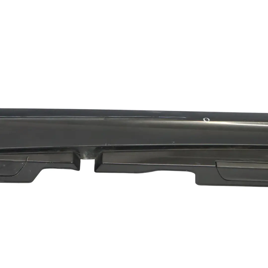 Listello Portiera Apertura Gonna SX Black Zaffiro per BMW E87 LCI con numero di parte 36145 BMW E87 LCI Listello Portiera Apertura Gonna SX Black Zaffiro - SKU 0036145-BS13 - Numero di parte 36145