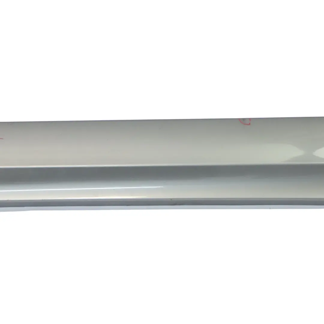 Listón umbral faldón lateral derecho Gris Spacegrau metalizado - A52 para BMW E90 LCI con número de pieza 0037060 BMW E90 LCI Listón umbral faldón lateral derecho Gris Spacegrau metalizado - A52 - SKU 0037060-SCG2 - Número de pieza 0037060