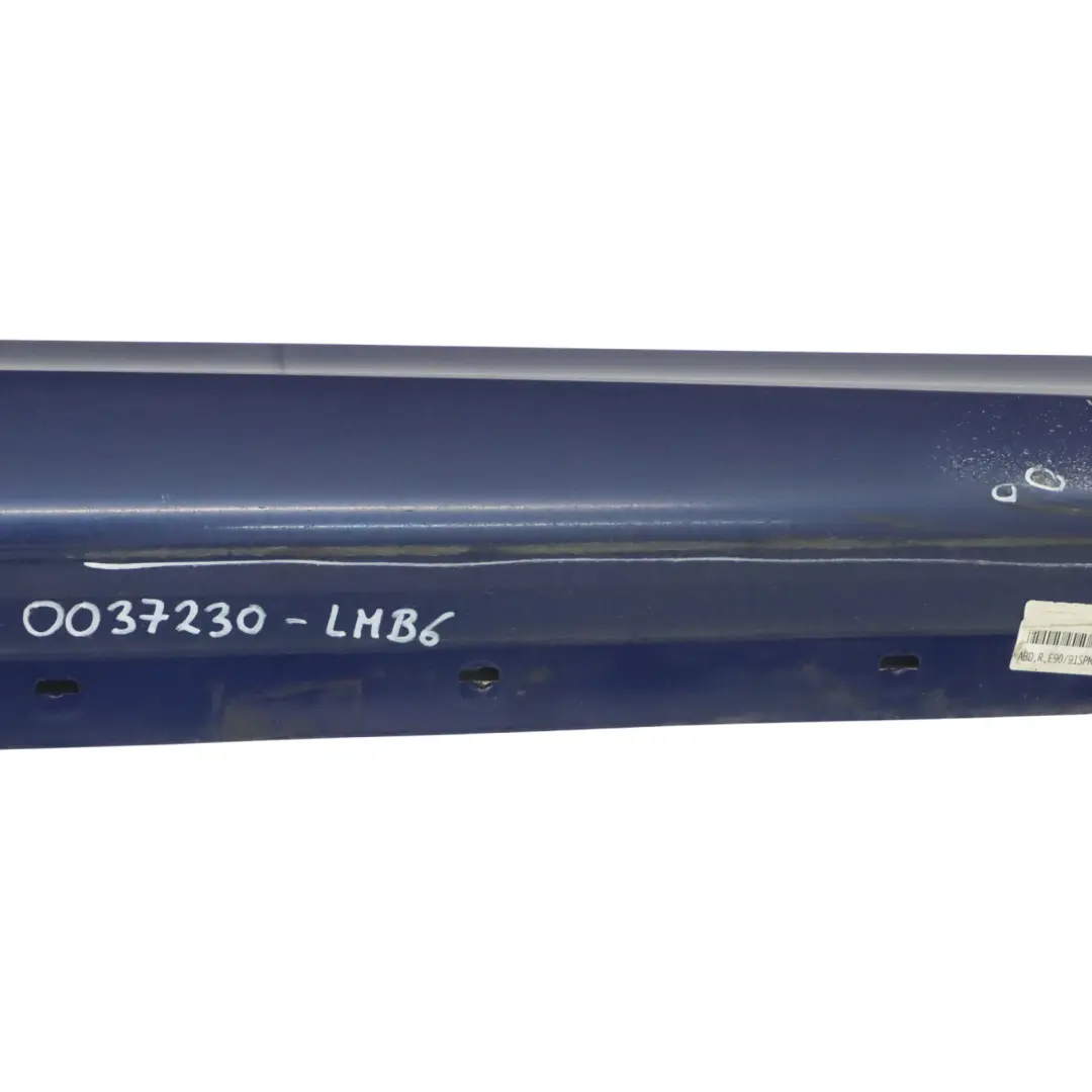 BMW E90 LCI M Sport Couvercle de la barre latérale droite Le Mans Blue - 381 - SKU 0037230-LMB6 - Numéro de pièce 0037230