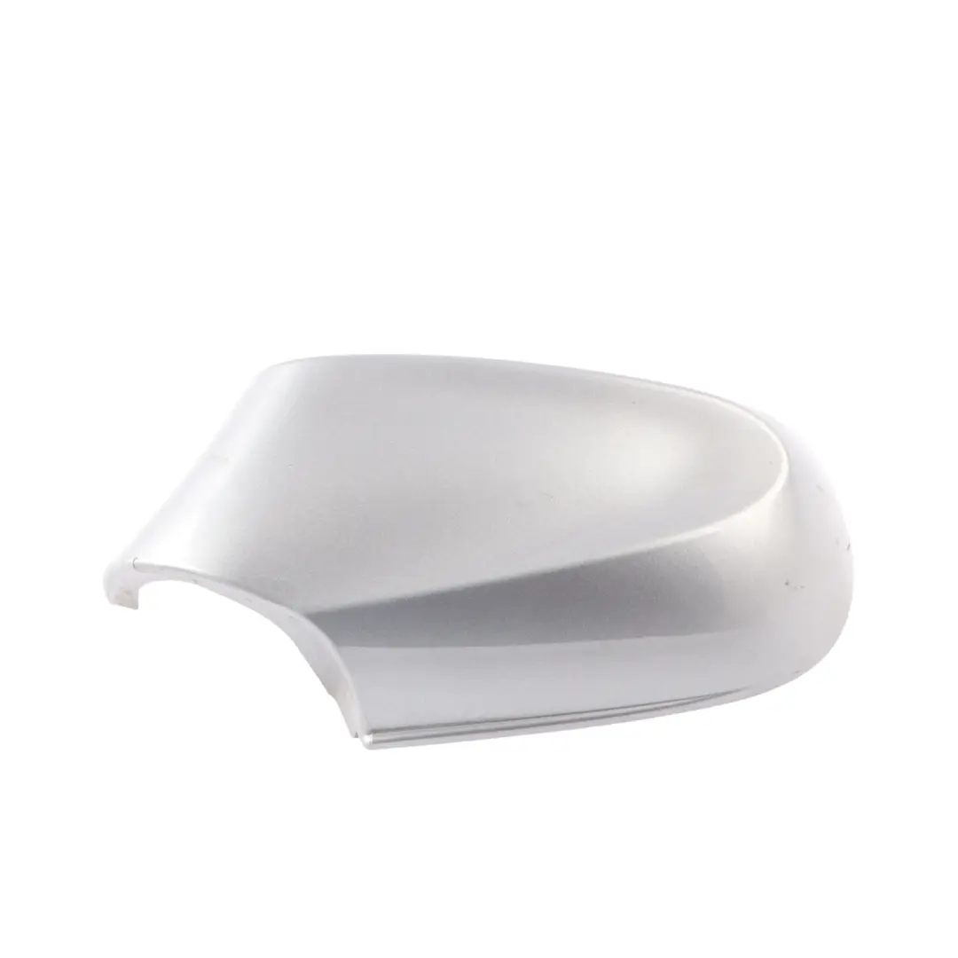 Coperchio Involucro Specchio Sinistro Grigio Spacegrau A52 per BMW E81 E82 E87N LCI con numero di parte 0038345 BMW E81 E82 E87N LCI Coperchio Involucro Specchio Sinistro Grigio Spacegrau A52 - SKU 0038345-SCG - Numero di parte 0038345