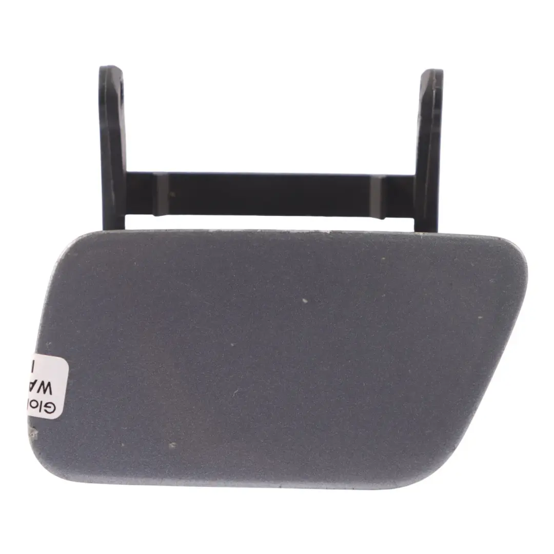 Couvercle lave phares avant gauche gris argenté - A08 pour BMW E60 à propos du numéro de pièce 0149264 BMW E60 Couvercle lave phares avant gauche gris argenté - A08 - SKU 0149264-SBG - Numéro de pièce 0149264