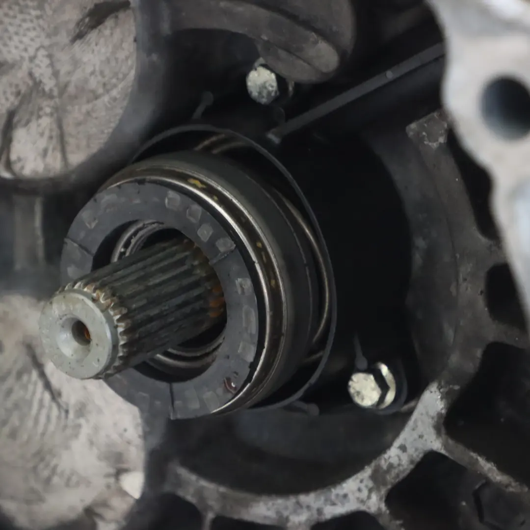 Audi A3 8P 2.0 TDI CFGB Schalt Getriebe NFW 6 Gang GARANTIE - SKU 02Q300048R - Teilenummer 02Q300048R