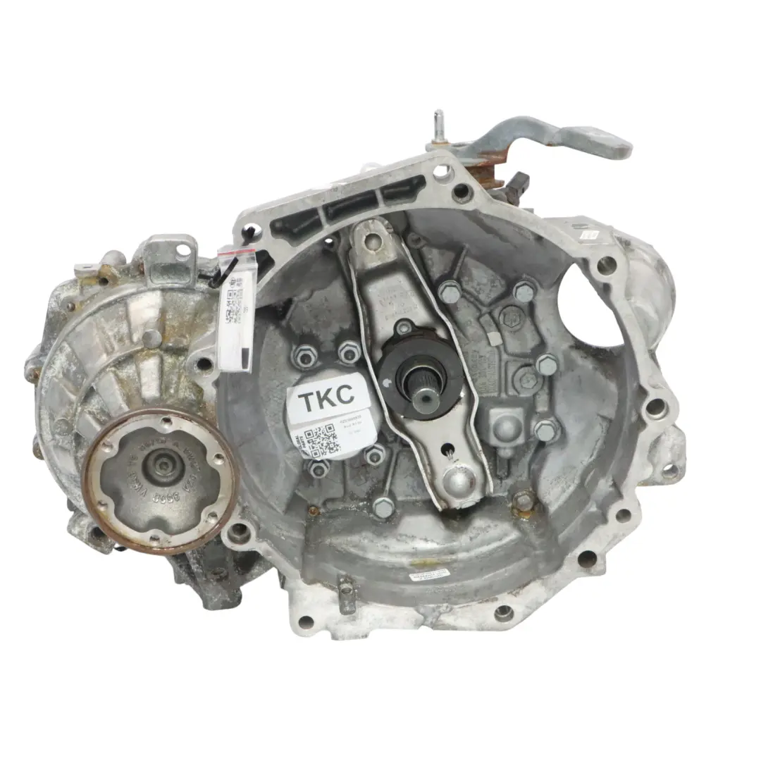 DGTE Schalt Getriebe 6 Gang TKC GARANTIE für Audi A3 8V 1.6 TDI mit Teilenummer 02S300053F Audi A3 8V 1.6 TDI DGTE Schalt Getriebe 6 Gang TKC GARANTIE - SKU 02S300053F - Teilenummer 02S300053F
