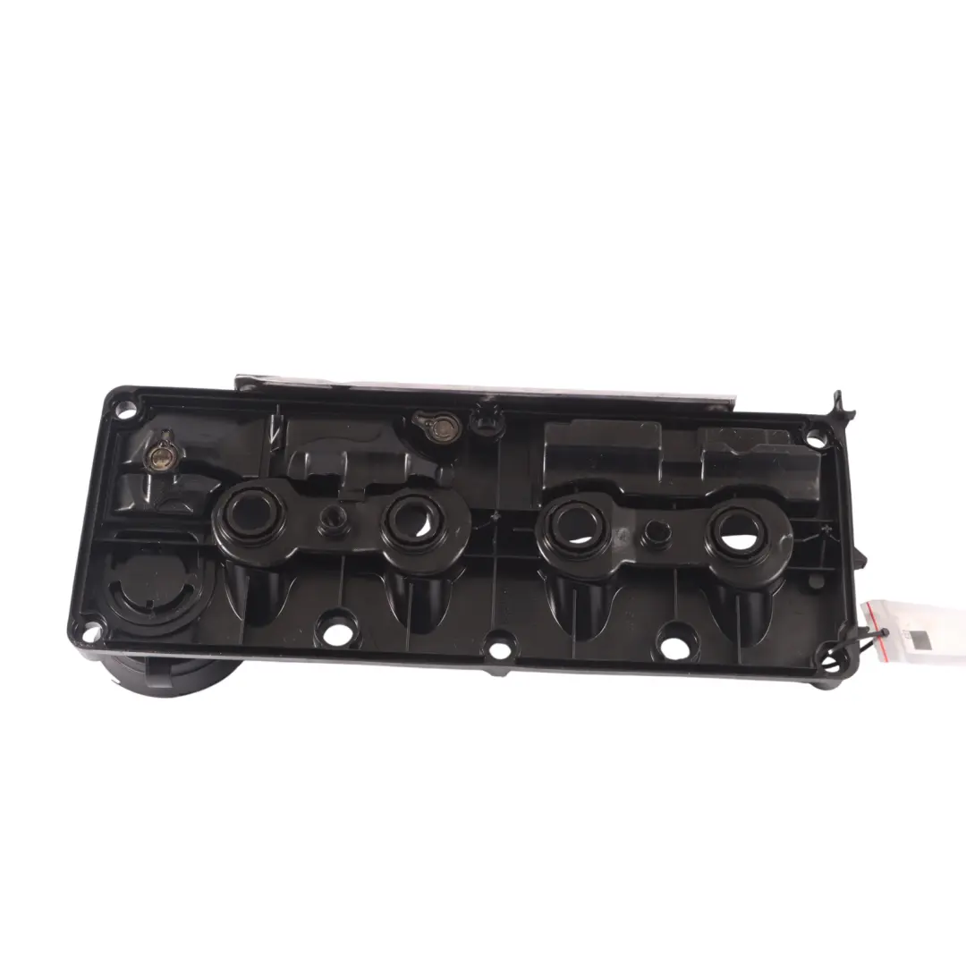 Tapa del árbol de levas del motor diesel Audi A3 8V 2.0 TDI para con número de pieza 03L103469R Tapa del árbol de levas del motor diesel Audi A3 8V 2.0 TDI - SKU 03L103469R - Número de pieza 03L103469R