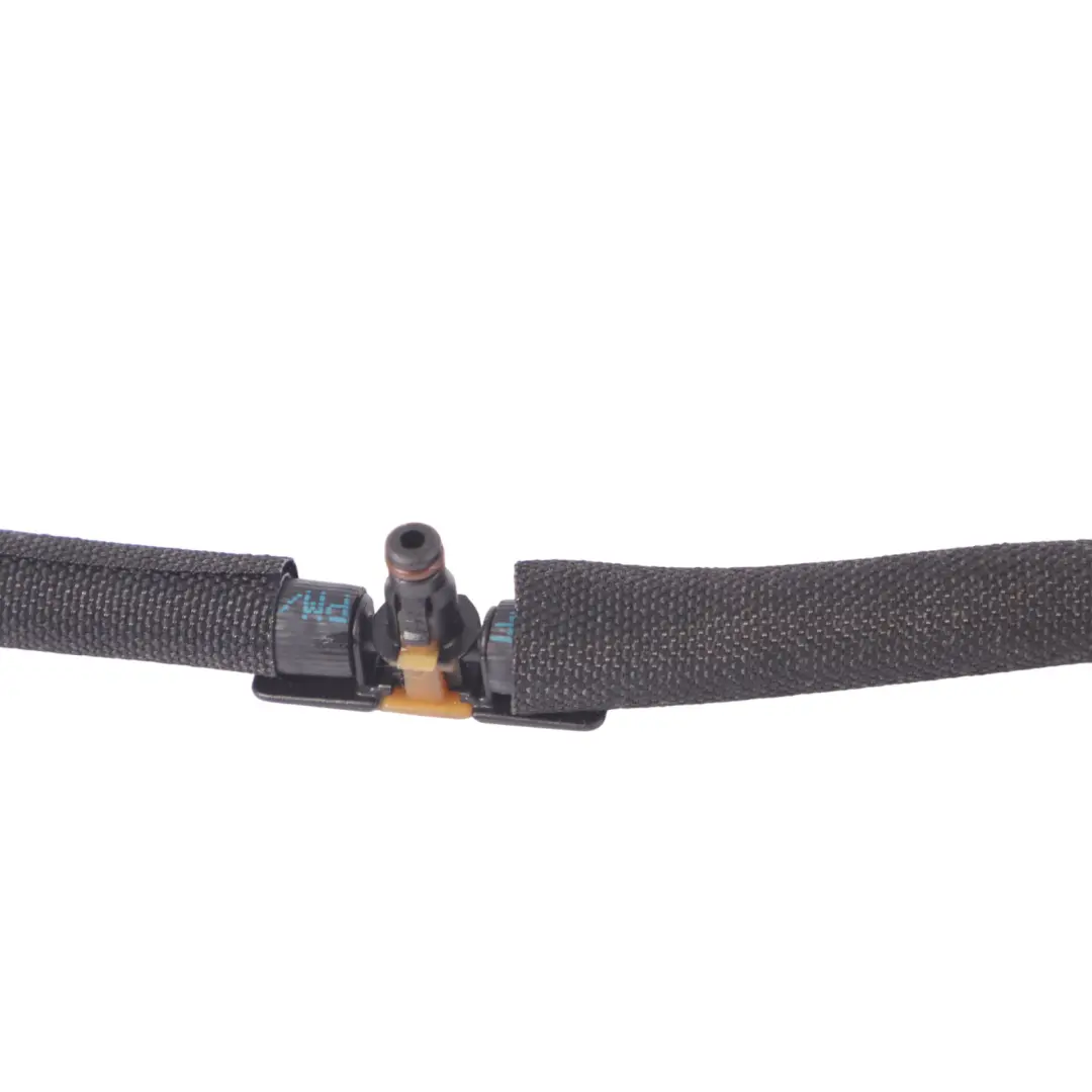 Przewód Powrotny Paliwa do Volkswagen Tiguan 5N o numerze 03L130235AD Volkswagen Tiguan 5N Przewód Powrotny Paliwa - SKU 03L130235AD - Numer Części 03L130235AD