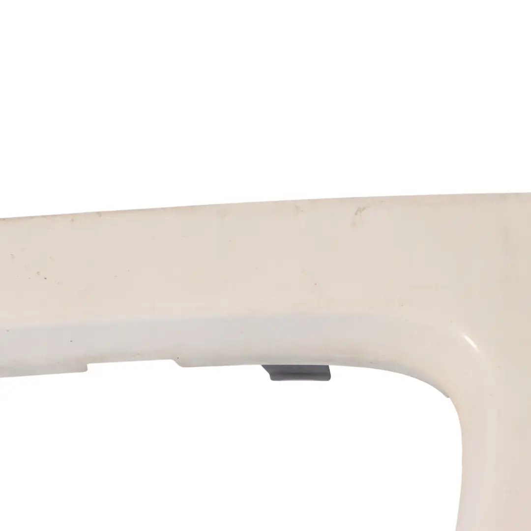 Pare-chocs avant gauche Trim Panel Pepper White - 850 pour Mini R55 R56 R57 à propos du numéro de pièce 0430225 Mini R55 R56 R57 Pare-chocs avant gauche Trim Panel Pepper White - 850 - SKU 0430225-PW3 - Numéro de pièce 0430225