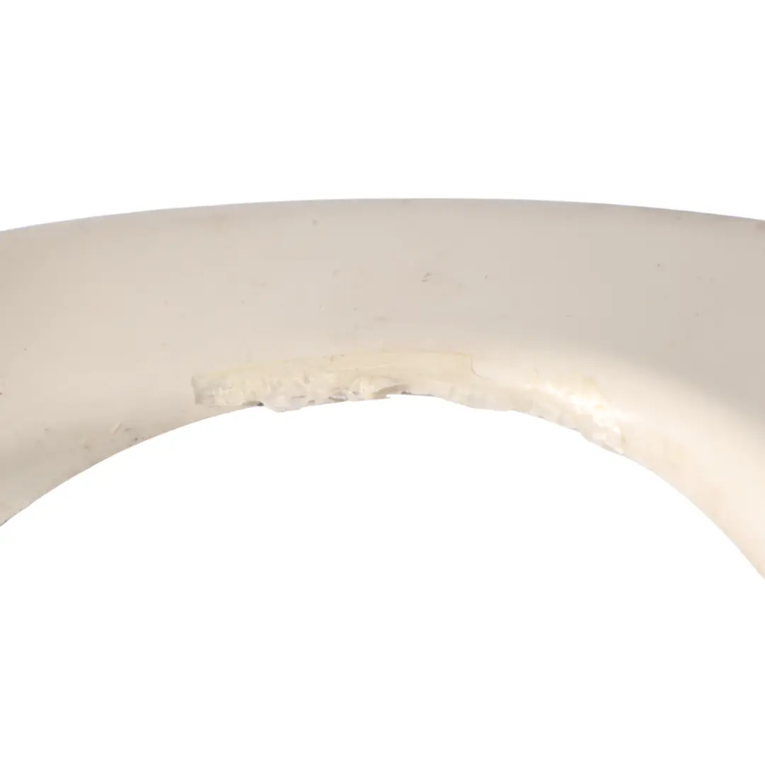 Osłona Listwa Zderzaka Halogenu Prawa Biała do Mini Cooper One R55 R56 R57 o numerze 0430226 Mini Cooper One R55 R56 R57 Osłona Listwa Zderzaka Halogenu Prawa Biała - SKU 0430226-PW2 - Numer Części 0430226