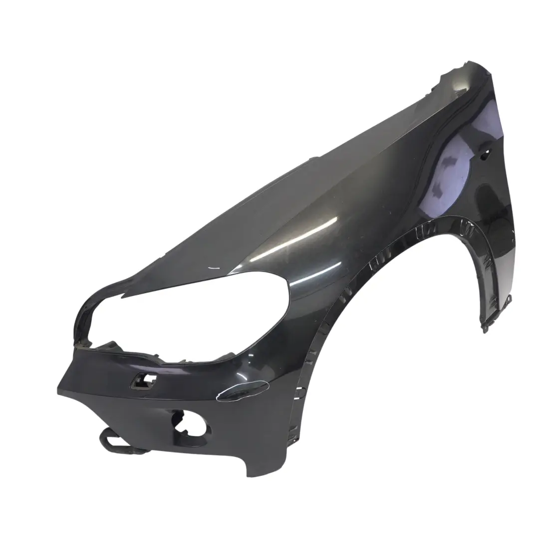 Błotnik Lewy Przedni Black Sapphire Czarny Metalik - 475 do BMW X5 E70 o numerze 0430321 BMW X5 E70 Błotnik Lewy Przedni Black Sapphire Czarny Metalik - 475 - SKU 0430321-BS1 - Numer Części 0430321