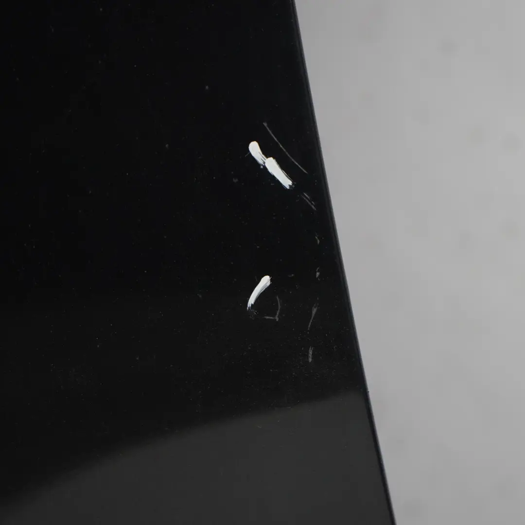 Błotnik Lewy Przedni Black Sapphire Czarny Metalik - 475 do BMW X5 E70 o numerze 0430321 BMW X5 E70 Błotnik Lewy Przedni Black Sapphire Czarny Metalik - 475 - SKU 0430321-BS1 - Numer Części 0430321