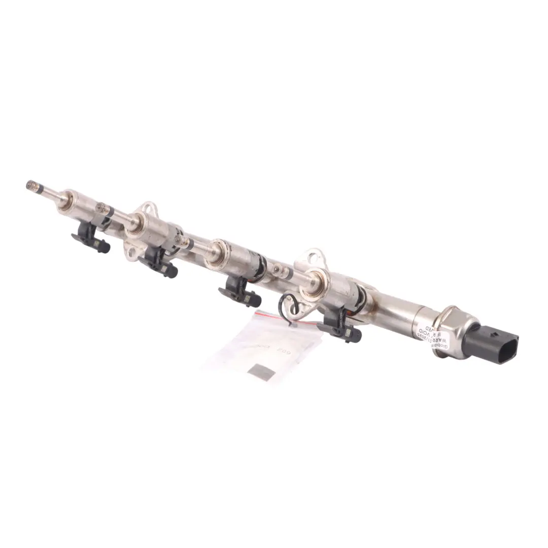 Inyección Combustible Rail para Volkswagen Seat Skoda Audi 1.4 TSI con número de pieza 04E133320D Volkswagen Seat Skoda Audi 1.4 TSI Inyección Combustible Rail - SKU 04E133320D - Número de pieza 04E133320D