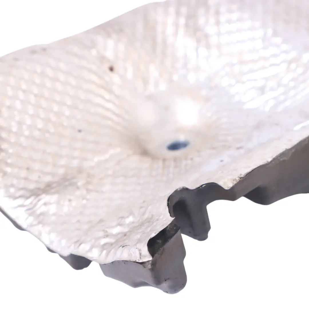 termico piastra protezione isolamento copertura per Audi A3 8V Scudo con numero di parte 04L103954D Audi A3 8V Scudo termico piastra protezione isolamento copertura - SKU 04L103954D - Numero di parte 04L103954D