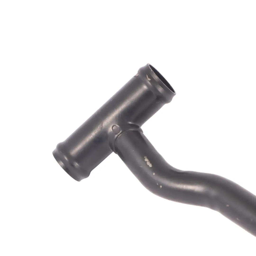 Tuyau d'eau Audi A3 8V Skoda Octavia IV 1.6 TDI Coolant Line Pipe pour à propos du numéro de pièce 04L121065CR Tuyau d'eau Audi A3 8V Skoda Octavia IV 1.6 TDI Coolant Line Pipe - SKU 04L121065CR - Numéro de pièce 04L121065CR