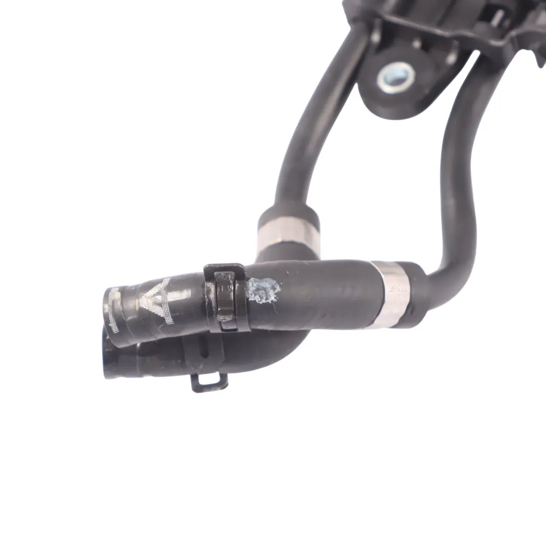 Audi A3 8V 30 TDI DGTE Diesel Tuyau de refroidissement du moteur Tube - SKU 04L121444J - Numéro de pièce 04L121444J