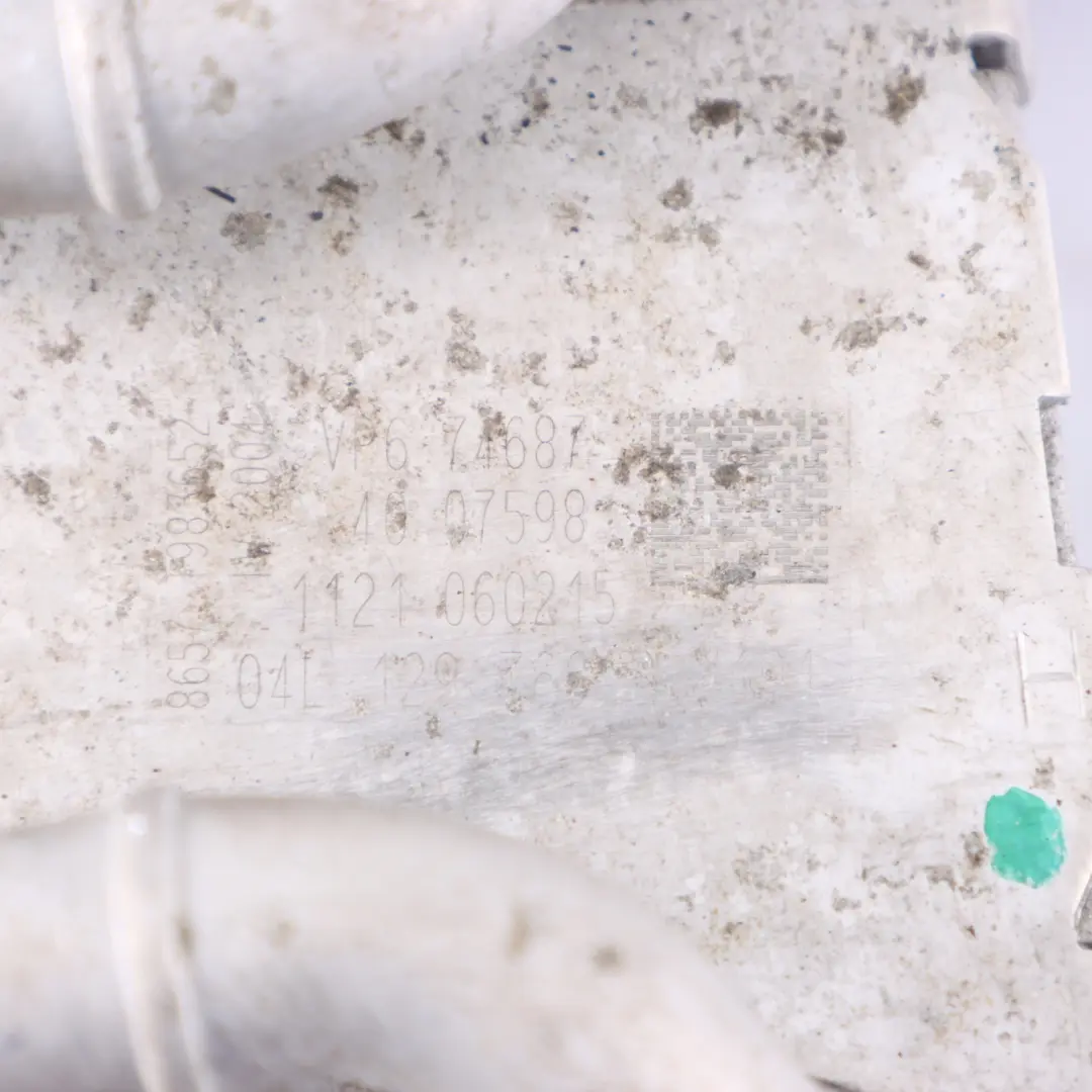 Kolektor Ssący Obudowa A2761400844 do Audi A3 8V o numerze 04L129711L Audi A3 8V Kolektor Ssący Obudowa A2761400844 - SKU 04L129711L - Numer Części 04L129711L