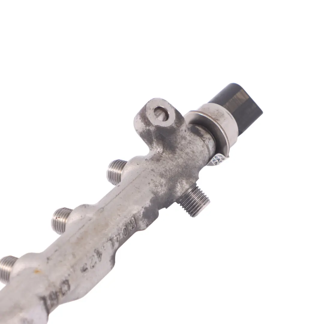 VW Volkswagen Golf 5G 1.6 TDI CLHA Sensor de inyección de combustible - SKU 04L130089B - Número de pieza 04L130089B