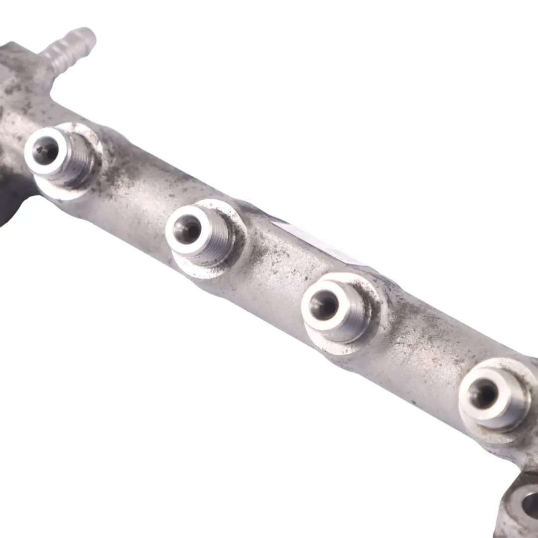 5G 1.6 TDI CLHA Sensore Rail iniezione carburante per VW Volkswagen Golf con numero di parte 04L130089B VW Volkswagen Golf 5G 1.6 TDI CLHA Sensore Rail iniezione carburante - SKU 04L130089B - Numero di parte 04L130089B