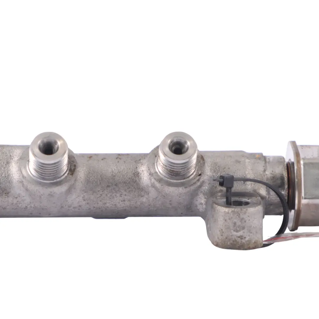 Distribuidor Rail Combustible para Volkswagen Seat Skoda Audi 1.6 2.0 TDI con número de pieza 04L130089D Volkswagen Seat Skoda Audi 1.6 2.0 TDI Distribuidor Rail Combustible - SKU 04L130089D - Número de pieza 04L130089D